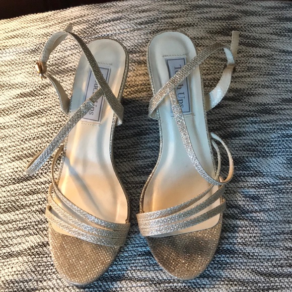 Touch Ups wedding shoes - Picture 2 of 6